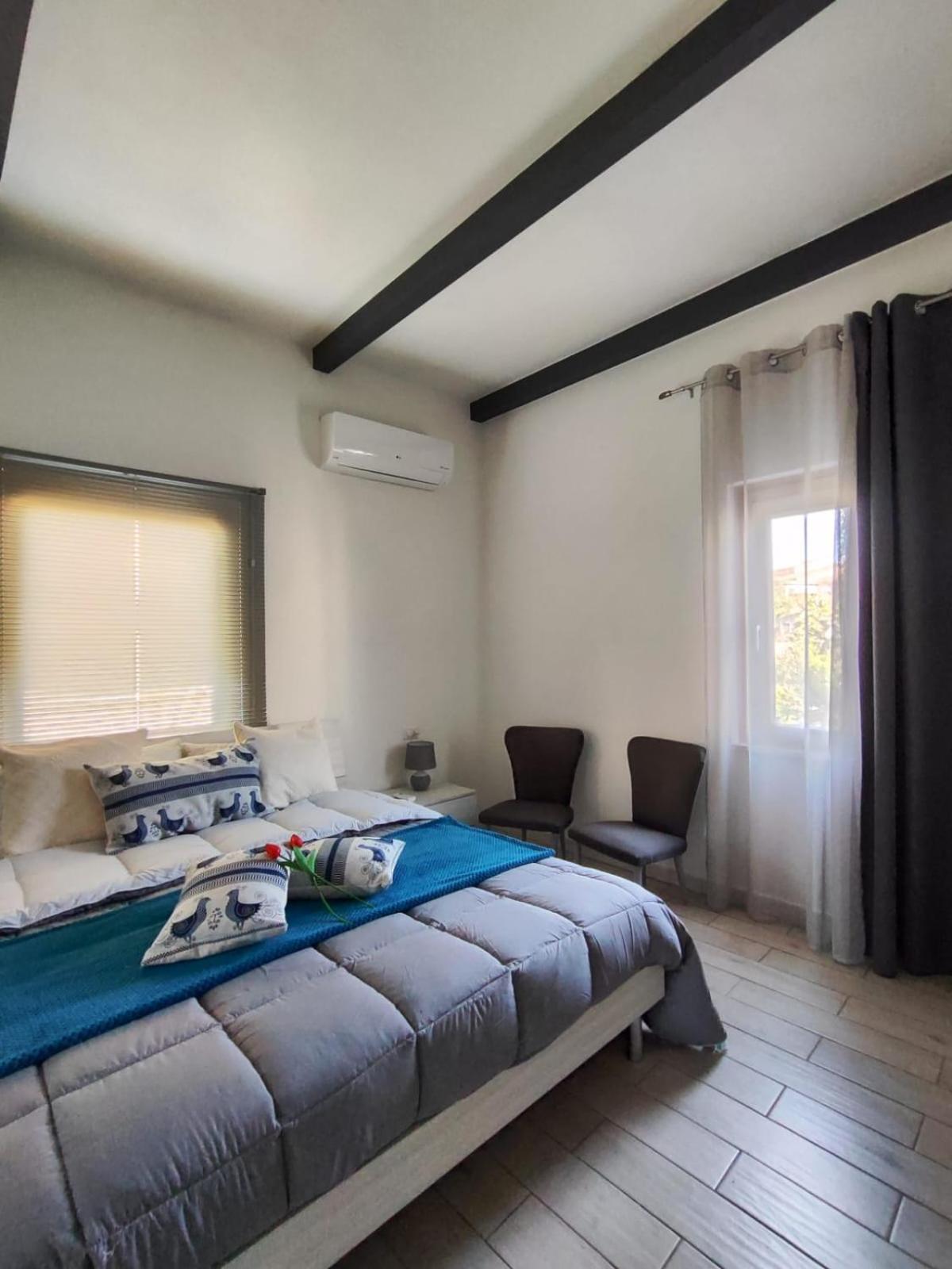 Casa Vacanze Con Giardino I Girasoli - Cin It 09006 - 9 C 2000 R4042- Sorso Exterior foto